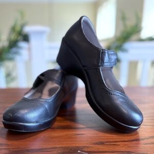 Algeria Ella Black Leather Mary Janes Bow Womens EU 38 / 8-8.5 US  Clogs Mules